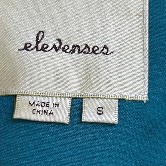 Anthropologie Elevenses Shaggy Black/Gray Chevron Striped Faux Fur Vest Small - Picture 2 of 12